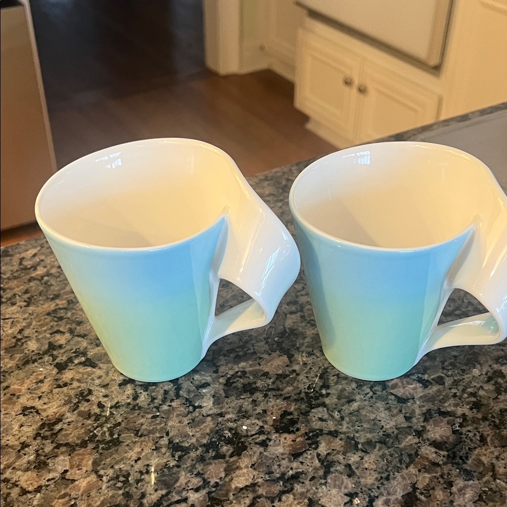 Villeroy & Boch Gradient Blue and White 2 Mugs